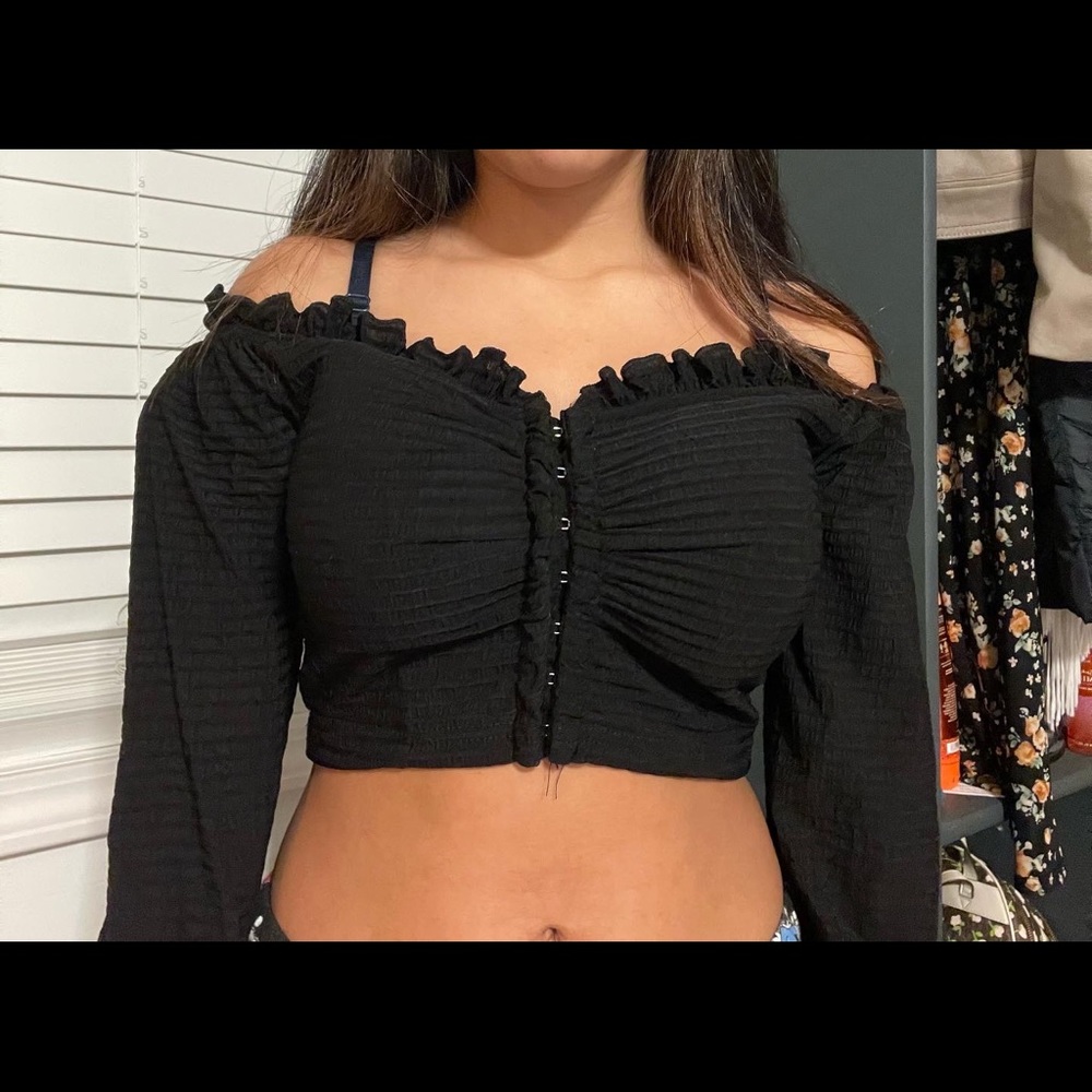 Black clipped crop top
